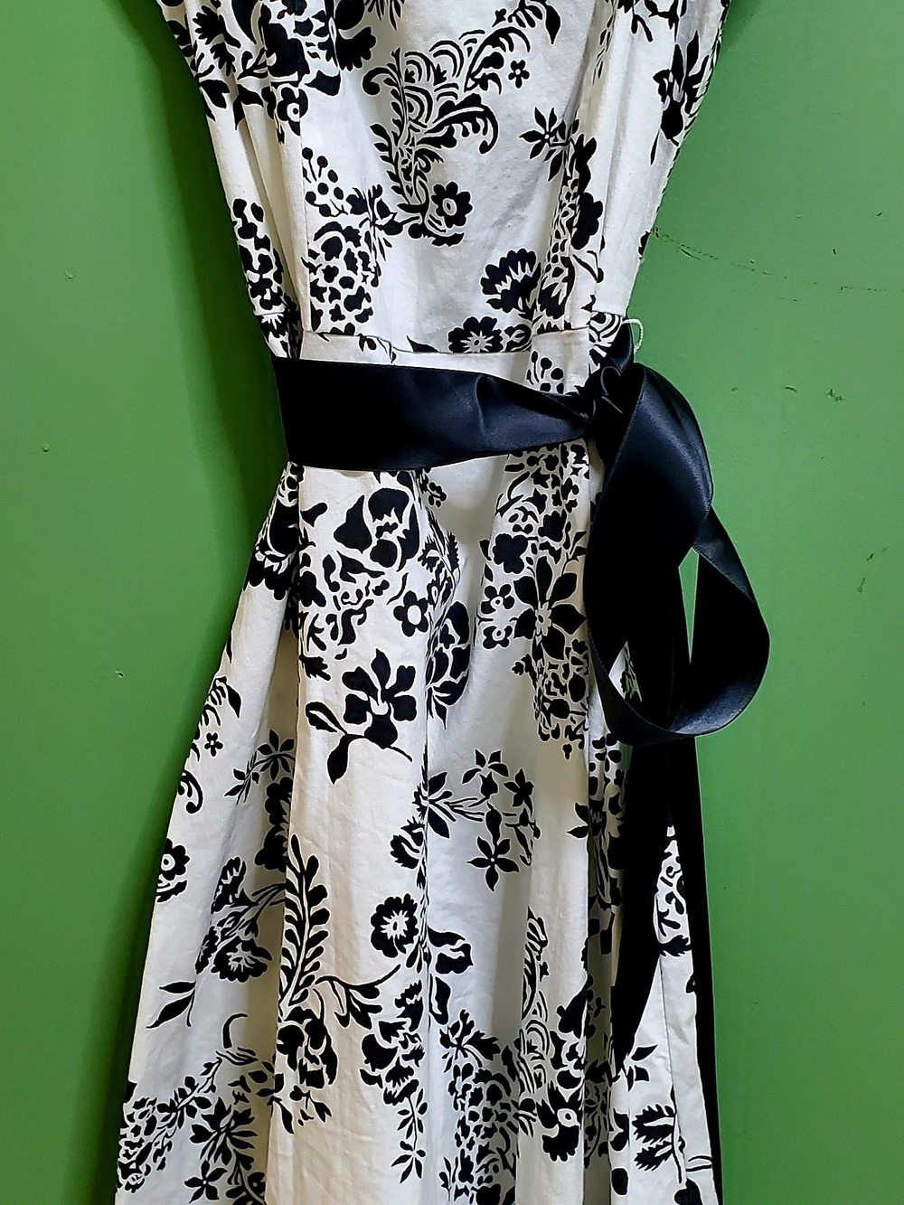 Body Central White and Black Cotton Blend Sundress